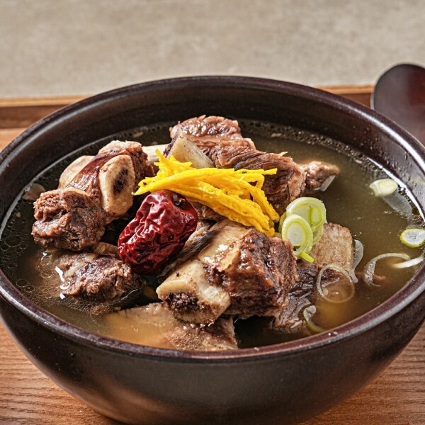 우주스토어,푸짐한 특허받은 프리미엄 갈비탕 700g 4팩